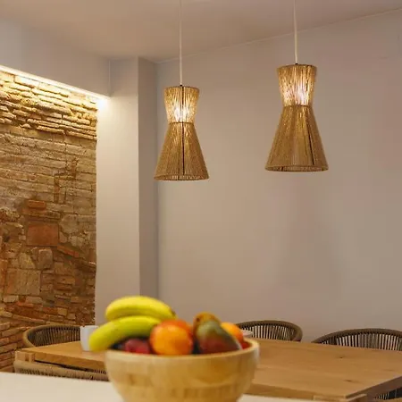 Appartement Bravissimo Cort Reial Duplex, Spacious With 3 Bedrooms Gérone