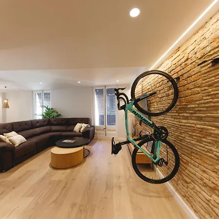 Bravissimo Cort Reial Duplex, Spacious With 3 Bedrooms Gérone