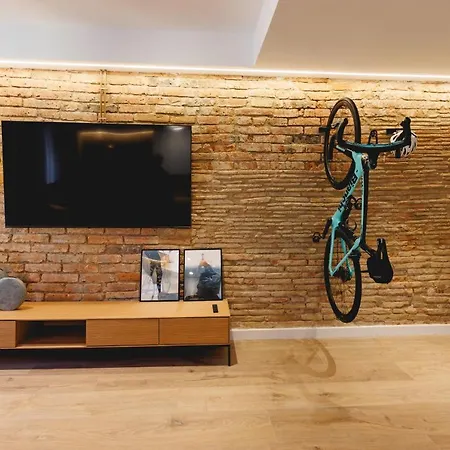 Bravissimo Cort Reial Duplex, Spacious With 3 Bedrooms Appartement Gérone