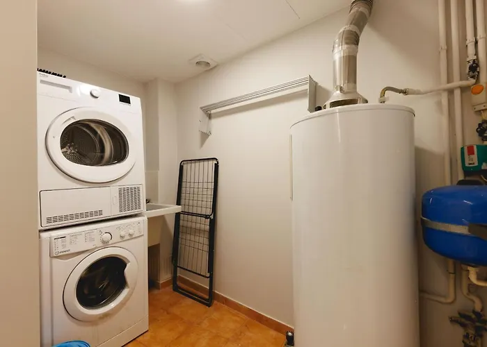 Bravissimo Cort Reial Duplex, Spacious With 3 Bedrooms Апартаменти *