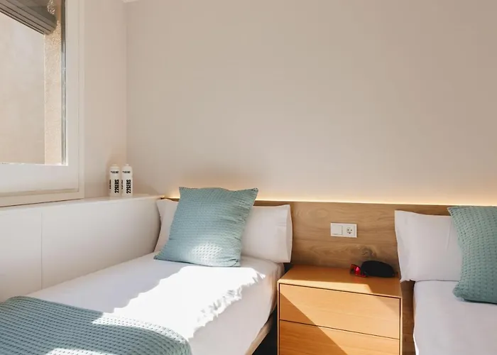 Bravissimo Cort Reial Duplex, Spacious With 3 Bedrooms Апартаменти