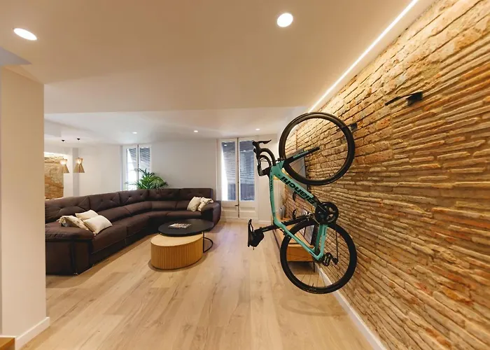 Bravissimo Cort Reial Duplex, Spacious With 3 Bedrooms Жерона