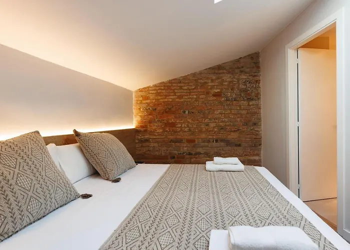 Bravissimo Cort Reial Duplex, Spacious With 3 Bedrooms *