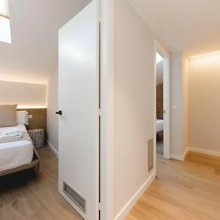 Bravissimo Cort Reial Duplex, Spacious With 3 Bedrooms Lejlighed