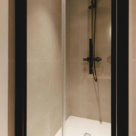 Bravissimo Cort Reial Duplex, Spacious With 3 Bedrooms Appartamento *