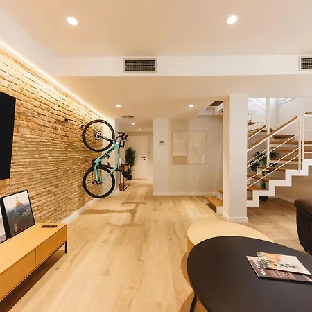 Apartamento Bravissimo Cort Reial Duplex, Spacious With 3 Bedrooms *