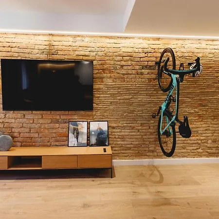Bravissimo Cort Reial Duplex, Spacious With 3 Bedrooms Appartement Gerona