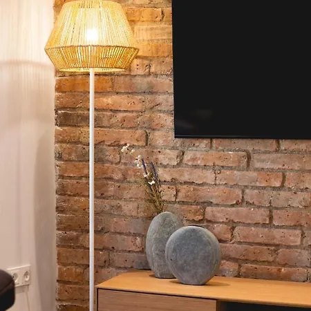 Appartamento Bravissimo Cort Reial Duplex, Spacious With 3 Bedrooms *