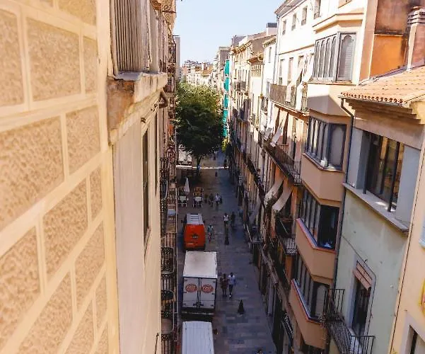 Bravissimo Cort Reial Duplex, Spacious With 3 Bedrooms * Жирона