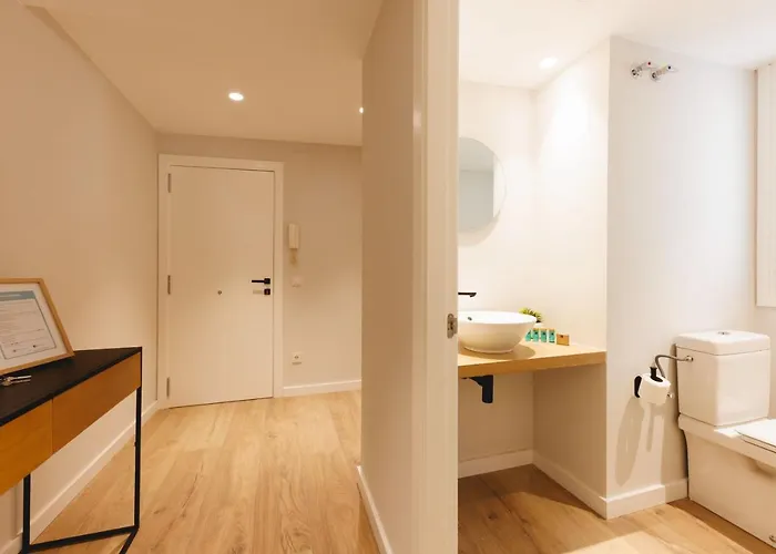 Bravissimo Cort Reial Duplex, Spacious With 3 Bedrooms * Жирона