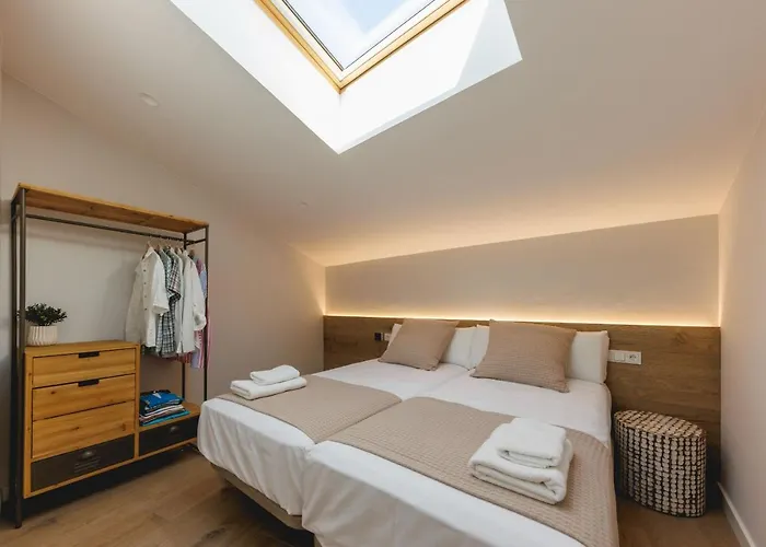 Bravissimo Cort Reial Duplex, Spacious With 3 Bedrooms * Жирона