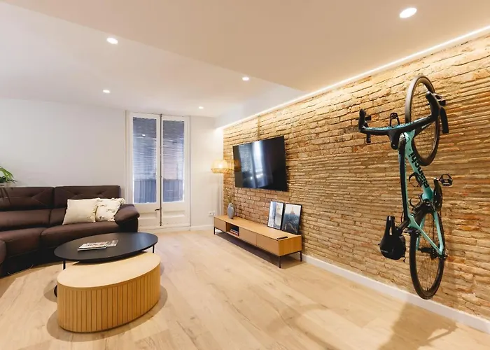 Bravissimo Cort Reial Duplex, Spacious With 3 Bedrooms Апартаменты