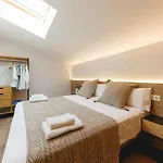 Apartamento Bravissimo Cort Reial Duplex, Spacious With 3 Bedrooms Gerona